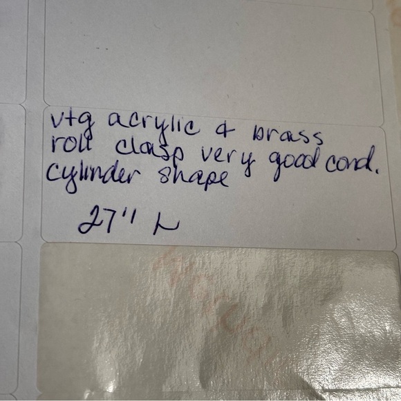 Vintage white acrylic with gold tone beads and closure necklace - Picture 8 of 8